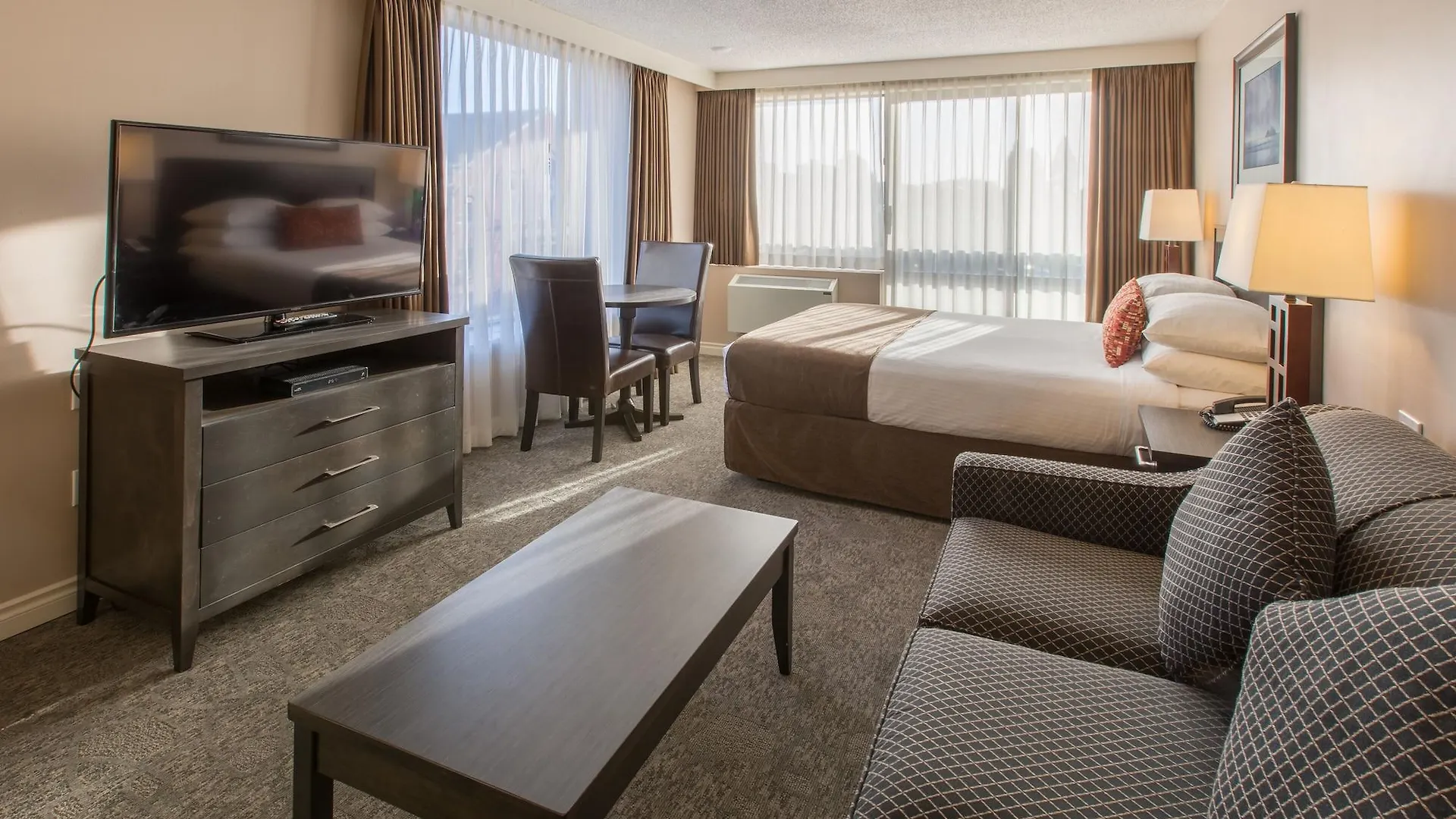 The Embassy Inn Victoria