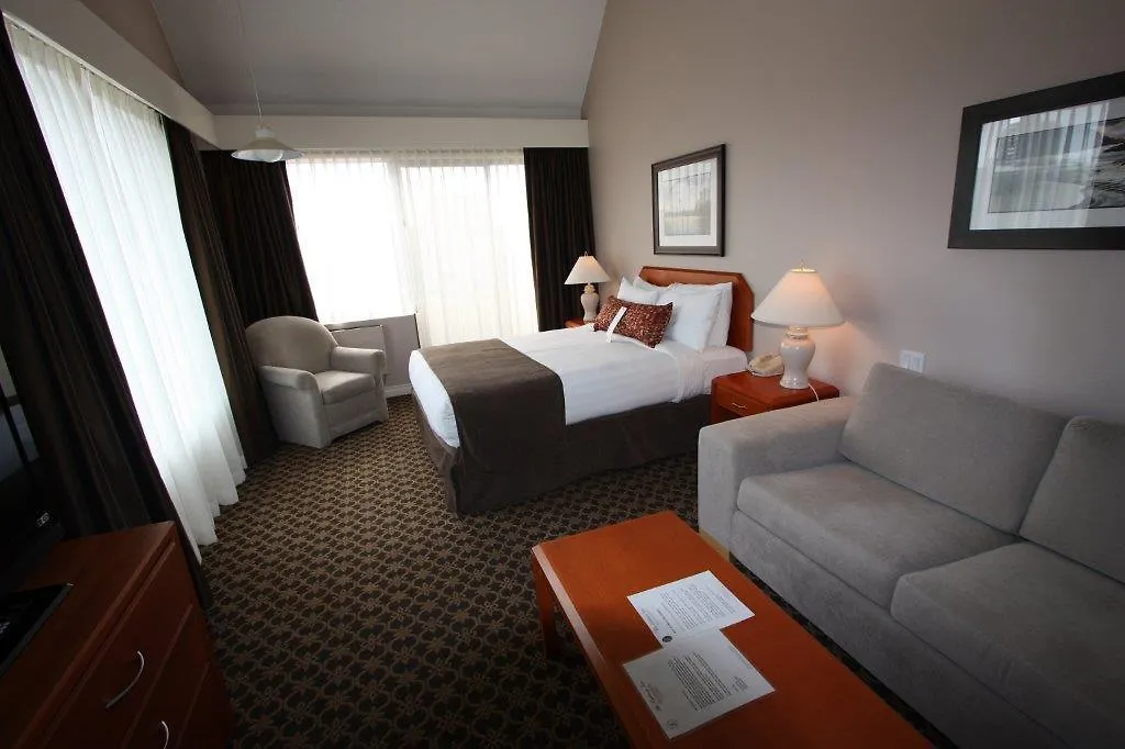 Hotel The Embassy Inn Victoria